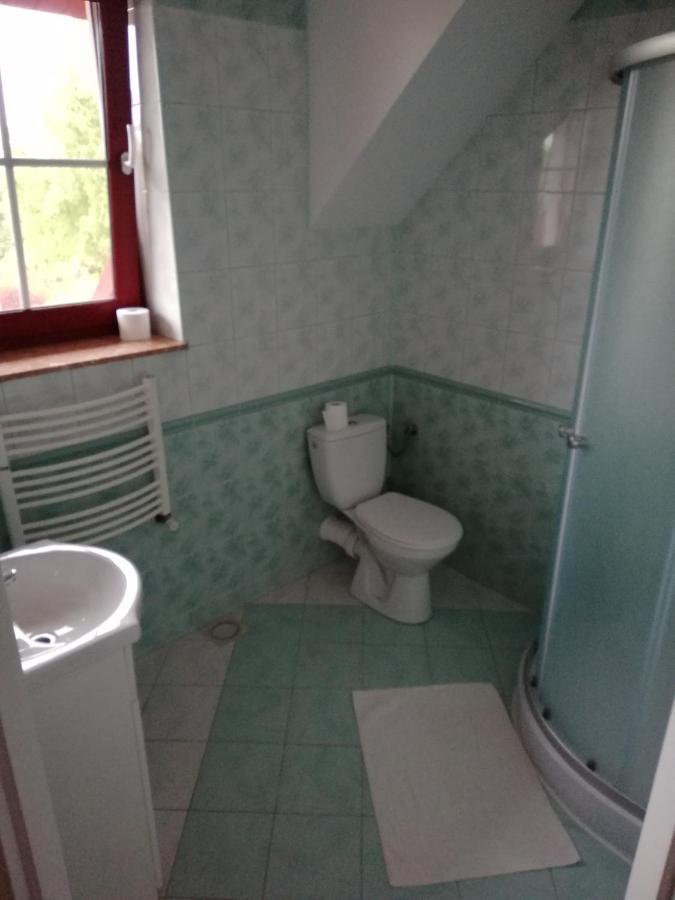 Hotel Potok 5 à Zloczew Extérieur photo